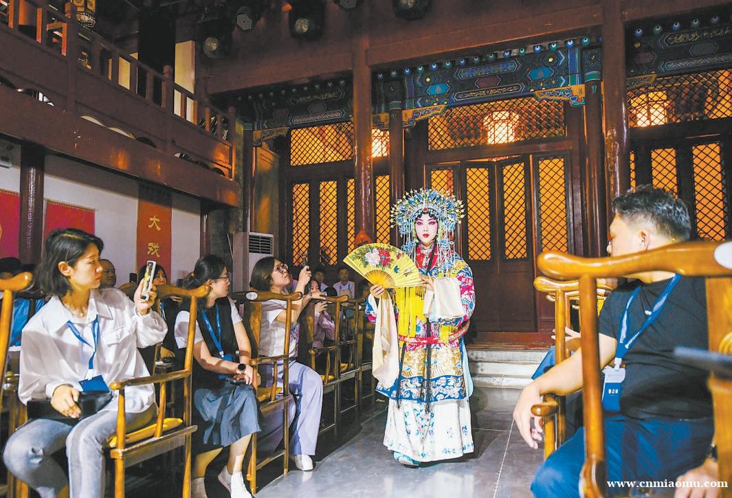 北京会馆集中的前门东区，正在经历怎样的蜕变？